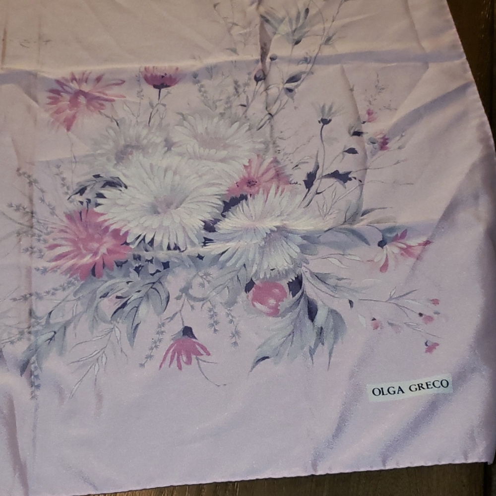 Vintage Olga Greco-Roman Scarf Wrap